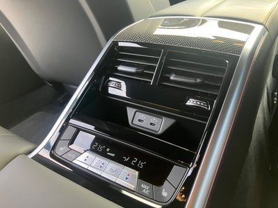 2023 BMW M8 GRAN COUPE thumbnail 34