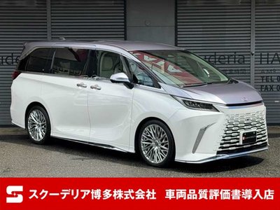 2024 Lexus LM photo 1