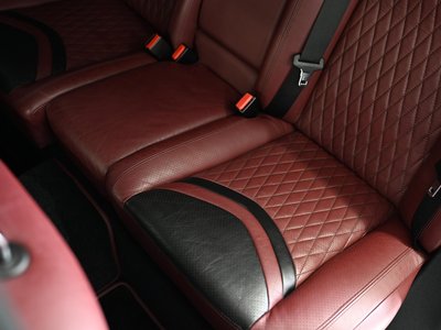 صورة 43 لـ 2010 Mercedes-BENZ BRABUS