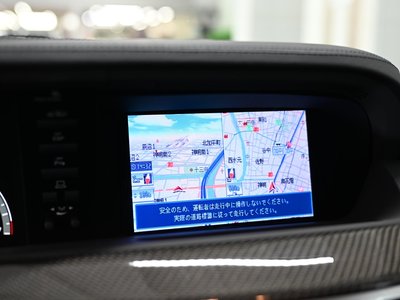 صورة 54 لـ 2010 Mercedes-BENZ BRABUS