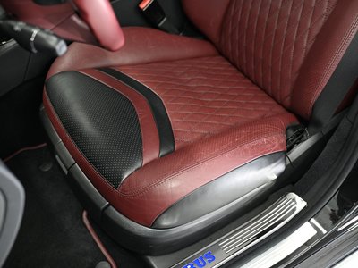 صورة 51 لـ 2010 Mercedes-BENZ BRABUS