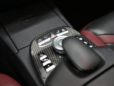 صورة 57 لـ 2010 Mercedes-BENZ BRABUS