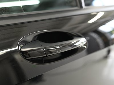 صورة 30 لـ 2010 Mercedes-BENZ BRABUS
