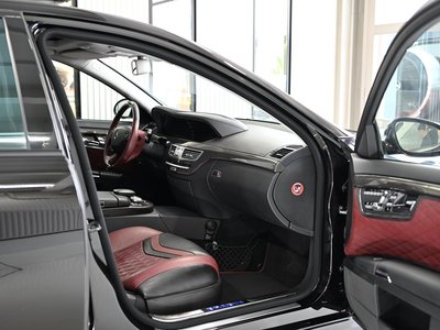 صورة 62 لـ 2010 Mercedes-BENZ BRABUS