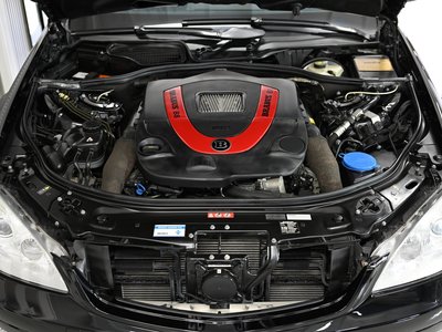 صورة 76 لـ 2010 Mercedes-BENZ BRABUS