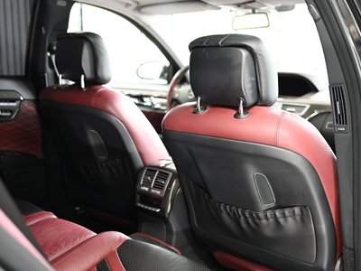 صورة 73 لـ 2010 Mercedes-BENZ BRABUS