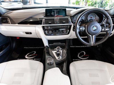 2016 BMW M3 SEDAN photo 2