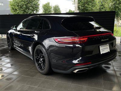 2019 Porsche PANAMERA photo 10