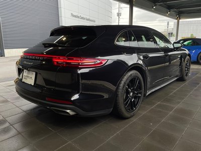 2019 Porsche PANAMERA photo 8