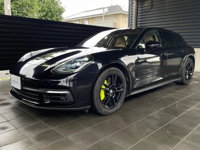 2019 Porsche PANAMERA photo 7