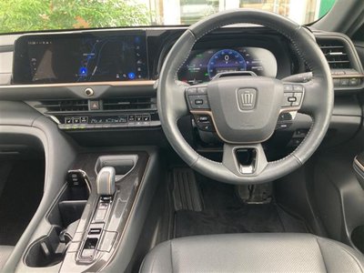 2024 Toyota CROWN SPORT 照片 2