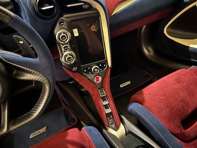 صورة 10 لـ 2021 Mclaren 765LT