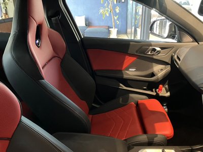 2025 BMW 1 SERIES photo 16