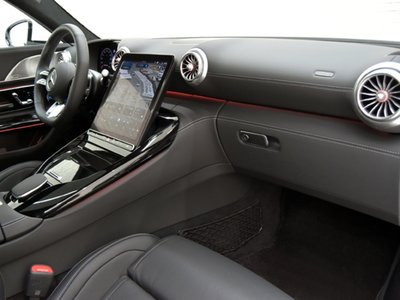 صورة 10 لـ 2025 Mercedes-BENZ GT AMG