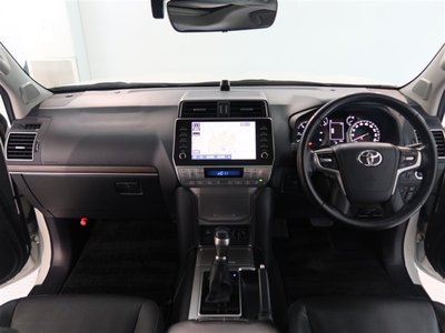 2021 Toyota LAND CRUISER PRADO — фото 8
