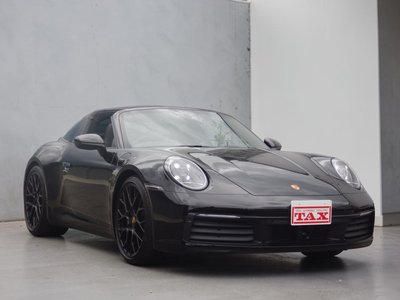 2023 Porsche 911 thumbnail 18