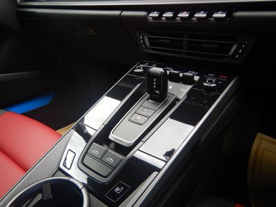 2023 Porsche 911 photo 13