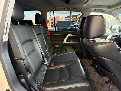 صورة 9 لـ 2012 Toyota LAND CRUISER 200