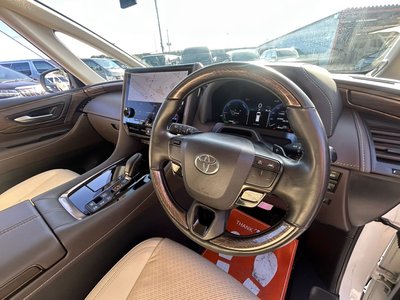 2023 Toyota ALPHARD — фото 3