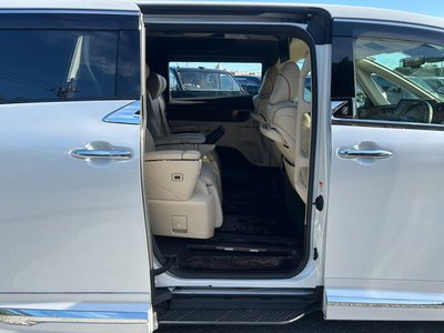 2023 Toyota ALPHARD — фото 35