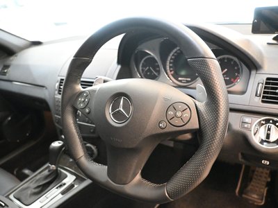 2010 Mercedes-BENZ C-CLASS AMG — фото 4
