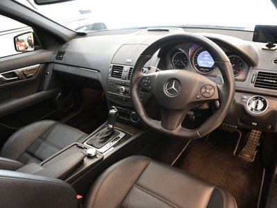 2010 Mercedes-BENZ C-CLASS AMG — фото 11