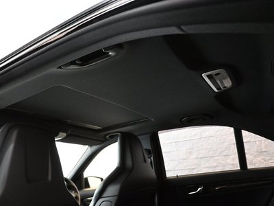 2010 Mercedes-BENZ C-CLASS AMG — фото 17