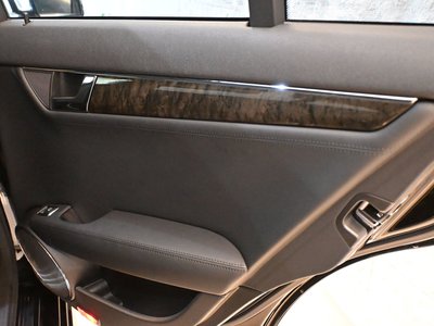 2010 Mercedes-BENZ C-CLASS AMG — фото 13