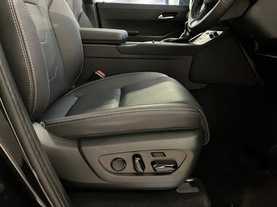 صورة 18 لـ 2025 Lexus GX