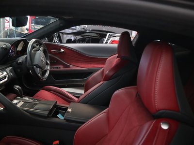 2017 Lexus LC — фото 32