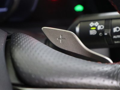 2023 Lexus ES thumbnail 24