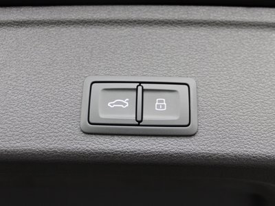 2024 AUDI A4 AVANT 照片 31