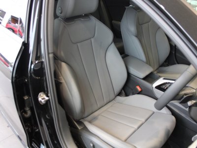 2024 AUDI A4 AVANT 照片 32