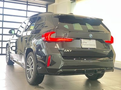 2026 BMW IX1 photo 12