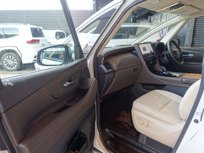 2024 Toyota ALPHARD — фото 40