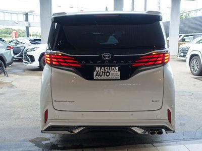 2024 Toyota ALPHARD — фото 6