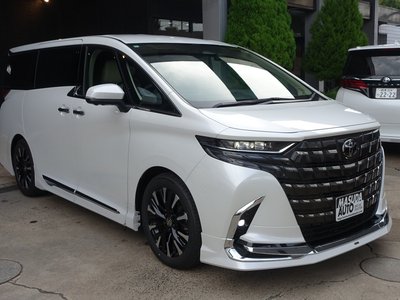 2024 Toyota ALPHARD — фото 3