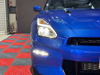 2025 Nissan GT-R 照片 15