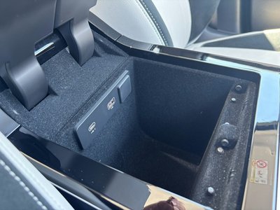 2023 LAND Rover RANGE ROVER VELAR thumbnail 37
