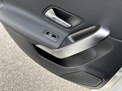 2025 Mercedes-BENZ CLA thumbnail 57