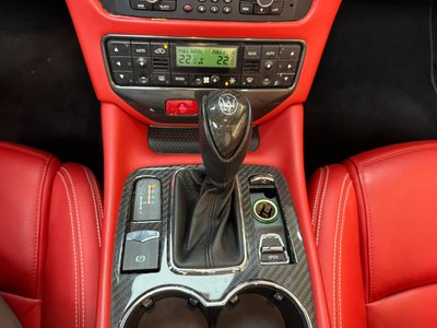 2015 Maserati GRANCABRIO — фото 26