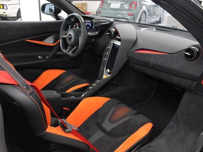 2025 Mclaren 750S SPIDER 照片 37