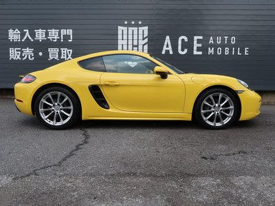 2018 Porsche 718 thumbnail 17