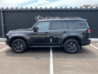 2025 Lexus GX photo 4