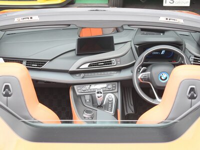 2021 BMW I8 ROADSTER photo 32