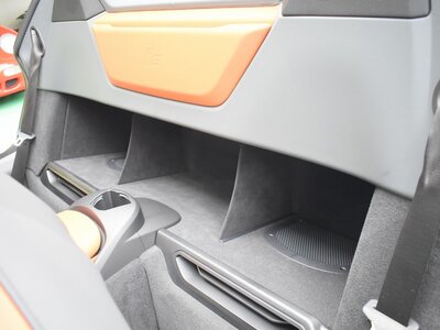 2021 BMW I8 ROADSTER photo 35
