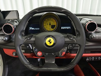 صورة 15 لـ 2022 Ferrari F8 SPIDER
