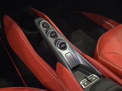 صورة 6 لـ 2022 Ferrari F8 SPIDER