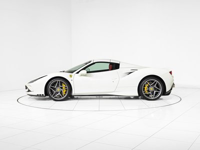صورة 11 لـ 2022 Ferrari F8 SPIDER