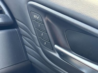 2024 Toyota ALPHARD — фото 25